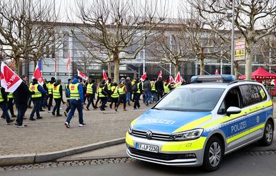 Warnstreik oeffentlicher Dienst-stock-foto