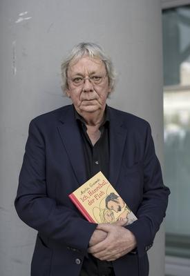 Martin GRZIMEK Deutschland Schriftsteller mit seinem Buch Ich Hannibal der Floh dtv Verlag am-stock-photo