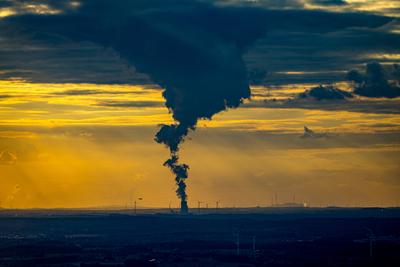 Luftbild, EON Kraftwerk Datteln 4 der Uniper Kraftwerke GmbH, Sonnenuntergang, Gegenlicht Schattenspiel, Emmission, mit-stock-foto