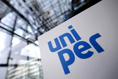 Das Logo von Uniper bei der Bilanzpressekonferenz der Uniper SE in D?sseldorf. (Themenbild, Symbolbild) D?sseldorf, 28.0-stock-foto