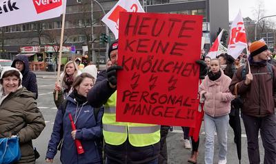 Warnstreik_ver.di-stock-foto