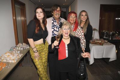 Cinzia-Paulina Draeger, J?rg Draeger, Eva Jacob, Petra Draeger, Maya Neuwirth-stock-foto
