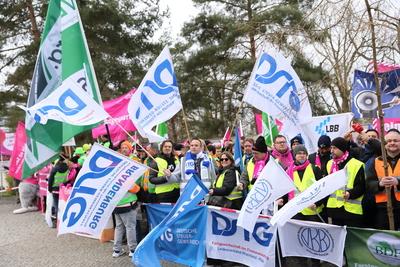 Tarifverhandlungen in Potsdam-stock-foto