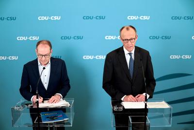 Dobrindt + Merz-stock-foto