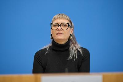 Missbrauchsfonds soll auslaufen - Heftige Kritik von Beauftragter-stock-foto