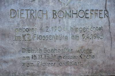 St. Matth?uskirche in Berlin. Hier wurde Dietrich Bonhoeffer am 15.11.1931 ordiniert. St. Matth?uskirche in Berlin. Hier-stock-foto