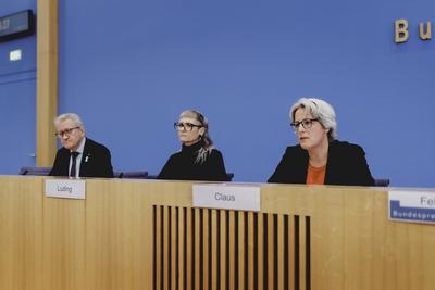 Pressekonferenz der UBSKM-stock-foto