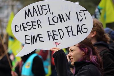 Tarifverhandlungen in Potsdam-stock-foto