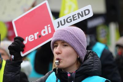 Tarifverhandlungen in Potsdam-stock-foto