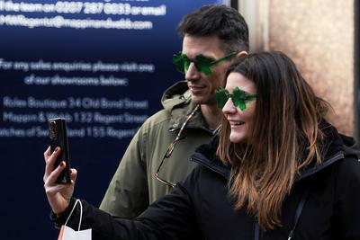 St Patrick's Day Parade London-stock-photo
