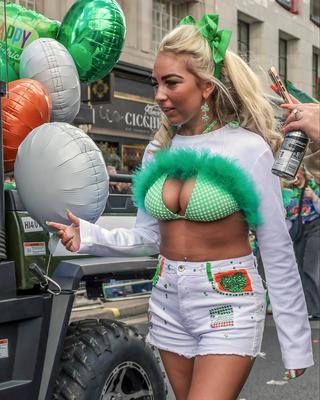St Patrick's Day Parade London-stock-photo
