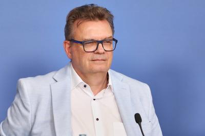 Berlin, Deutschland, 17.03.2025: Haus der Bundespressekonferenz: Vorstellung der Ergebnisse der IDZ-Studie Sechste Deuts-stock-foto