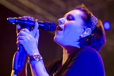 Die deutsche Band GLEIS 8 mit Ex Rosenstolz S?ngerin AnNa R 44 b?rgerlich Andrea Neuenhofen geb-stock-foto