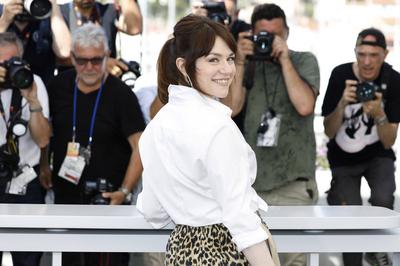 Emilie Dequenne beim Photocall zum Kinofilm Close auf dem Festival de Cannes 2022 / 75. Internationale Filmfestspiele v-stock-photo