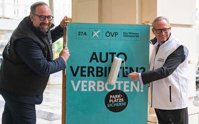 20250317 OeVP Praesentation Plakate zur Wien-Wahl-stock-foto