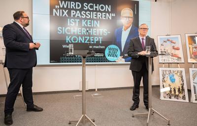 20250317 OeVP Praesentation Plakate zur Wien-Wahl-stock-foto