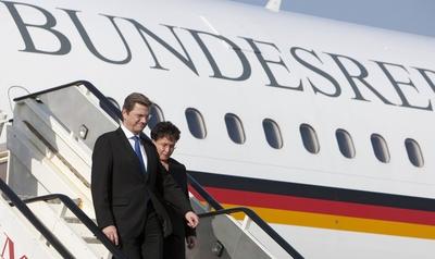 Guido WESTERWELLE FDP Bundesaussenminister und Vizekanzler und Birgit HOMBURGER FDP Fraktions-stock-foto