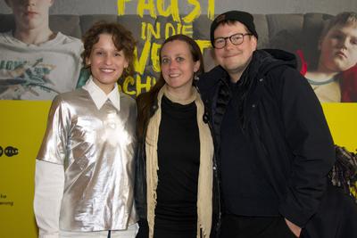 "Mit der Faust in die Welt schlagen", Premiere im Delphi Filmpalast, Berlin, 17.03.2025-stock-foto