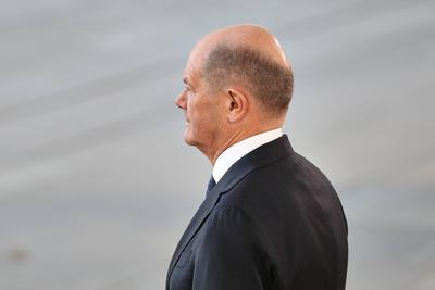 Berlin, Deutschland, 18.03.2025: Bundeskanzleramt: Empfang des franz?sischen Pr?sidenten durch den deutschen Kanzler: Bu-stock-foto