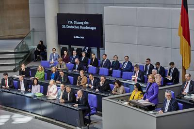 BT Abstimmung Grundgesetz?nderung-stock-foto