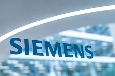 Muenchen, Germany, 09.11.2017, Jahrespressekonferenz 2017 Siemens AG, Siemens Logo, Siemens Schriftzug an der Konzernze-stock-foto