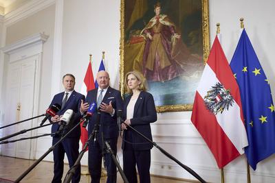 Arbeitsklausur Bundesregierung-stock-foto