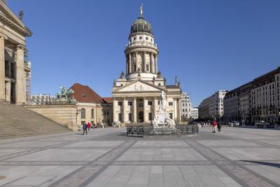 Gendarmenmarkt nach Wiederer?ffnung, Berlin, 17.03.2025-stock-foto