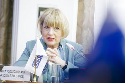 Helga Schmid, Generalsekretaerin der OSZE, aufgenommen im Rahmen des Female Foreign Ministers Meeting. Ulan Bator, 29.06-stock-foto