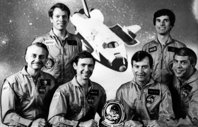 V.l.n.r. Owen Garriott (USA/NASA/Missionsspezialist), Byron Lichtenberg (USA/NASA/Nutzlastspezialist), Brewster Shaw (U-stock-photo