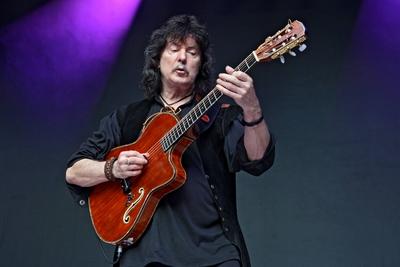 Blackmore s Night Mitgr?nder von Deep Purple und Vater von Smoke on the Water Gitarrist Ritchie Bla-stock-foto