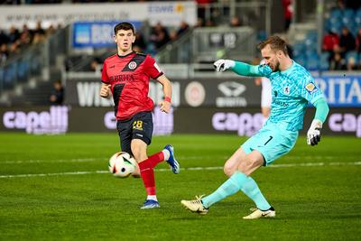 GER, SV Wehen Wiesbaden vs. TSV 1860 Muenchen, Fussball, 3. Liga, 28. Spieltag, Spielzeit 2024/2025, 12.03.25.-stock-foto