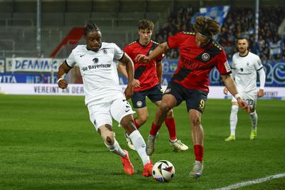 Fussball 3.Liga, SV Wehen Wiesbaden - TSV 1860 M?nchen-stock-foto