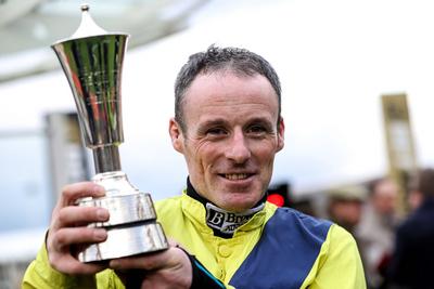 Sean Flanagan celebrates after winning with Marine Nationale 12/3/2025-stock-foto