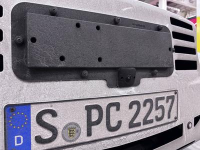 Naantali, 20. M?rz 2025. Autonomer Erlk?nig des Mercedes V250-stock-foto