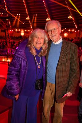 Wilfried Klaus mit Ehefrau / Circus Krone / 1. Winterprogramm / Freestyle / Manege / KroneBau / M?nchen / 25. Dezember 2-stock-foto