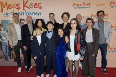 Mees Kees op eigen benen-stock-photo