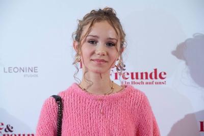 Filmpremiere FESTE & FREUNDE - EIN HOCH AUF UNS-stock-photo