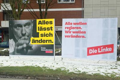 14.01.2025 Dortmund, Die Parteien haben ihre Plakataktionen begonnen. Plakate der SPD, CDU, FDP, Die Gr?nen, Volt und ML-stock-foto