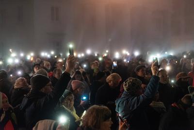 Demonstration gegen Rechtsextremismus und f?r Demokratie in Oldenburg, 01.02.2025-stock-foto
