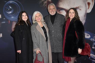 Birgit Schrowange mit Ehemann Frank Spothelfer und dessen T?chtern Daniela und Vanessa-stock-foto