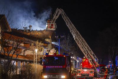 10.01.2025, Brand in Parkhaus-stock-foto