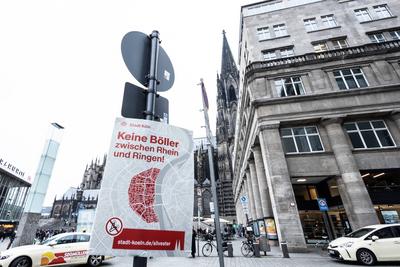 Vorbereitung zum Silvester in K?ln, Innenstadt-stock-foto