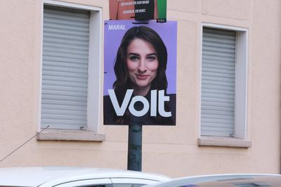 14.01.2025 Dortmund, Die Parteien haben ihre Plakataktionen begonnen. Plakate der SPD, CDU, FDP, Die Gr?nen, Volt und ML-stock-foto