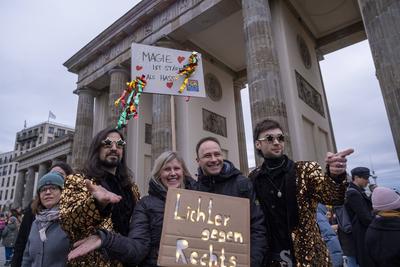 "Lichtermeer gegen den Rechtsruck" am Brandenburger Tor-stock-photo