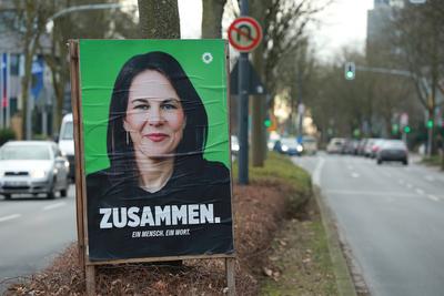 14.01.2025 Dortmund, Die Parteien haben ihre Plakataktionen begonnen. Plakate der SPD, CDU, FDP, Die Gr?nen, Volt und ML-stock-foto