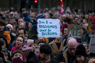 "Lichtermeer gegen den Rechtsruck" am Brandenburger Tor-stock-photo