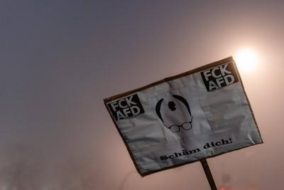 Demonstration gegen Rechtsextremismus und f?r Demokratie in Oldenburg, 01.02.2025-stock-foto