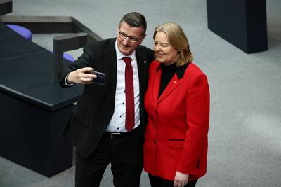 Konstituierende Sitzung im Bundestag - 21. Legislaturperiode-stock-foto