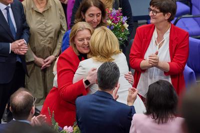 Julia Kloeckner zur Bundestagspraesidentin gewaehlt-stock-photo