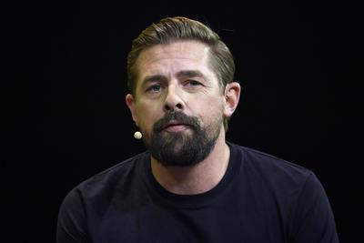 Fernsehmoderator Klaas Heufer-Umlauf bei seinem Auftritt auf der Bits & Pretzels Konferenz in M?nchen. Es ist der erste-stock-photo